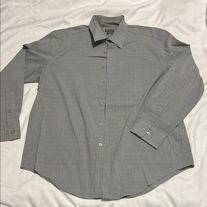 Van Heusen Gray Casual Button Down Shirt